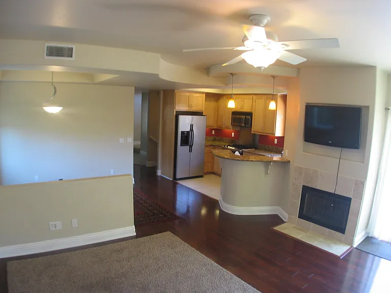 5938 Riley St — Photo 4