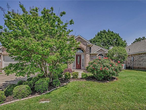 2nd image of 1919 Vestavia Ct