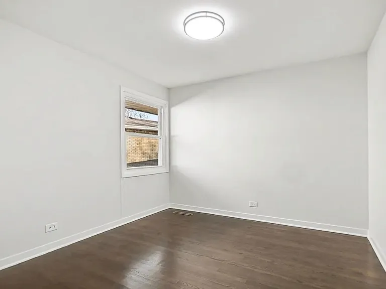 5535 Adeline Pl — Photo 7