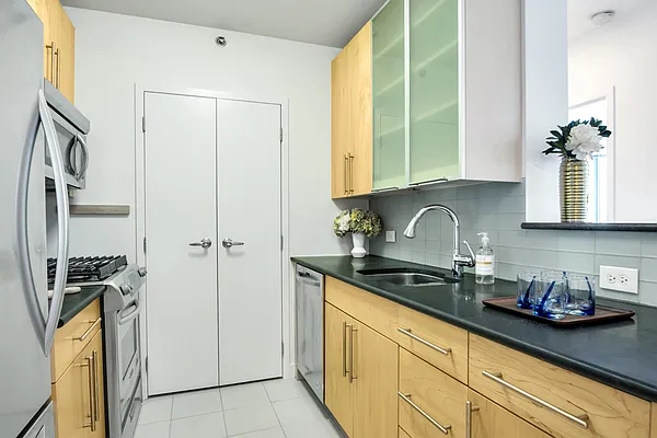 Sold by Compass | media 4