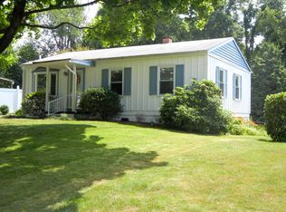 537 New Market Dr, Greensburg, PA 15601