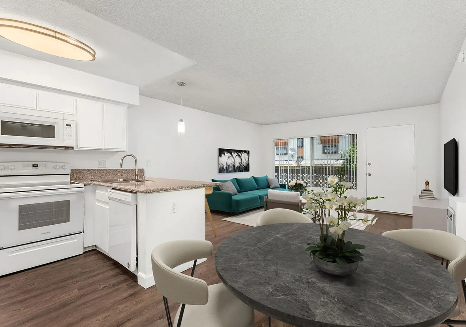 Welcome home to Brookstone Apartments — Photo 4