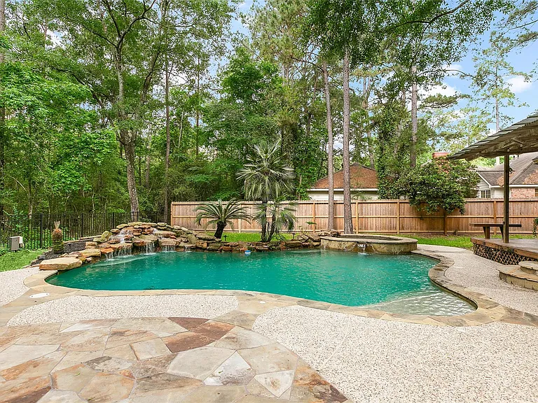 71 E Sterling Pond Cir — Photo 3