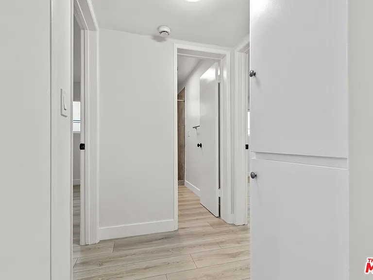 330 E Dryden St #14 — Photo 10