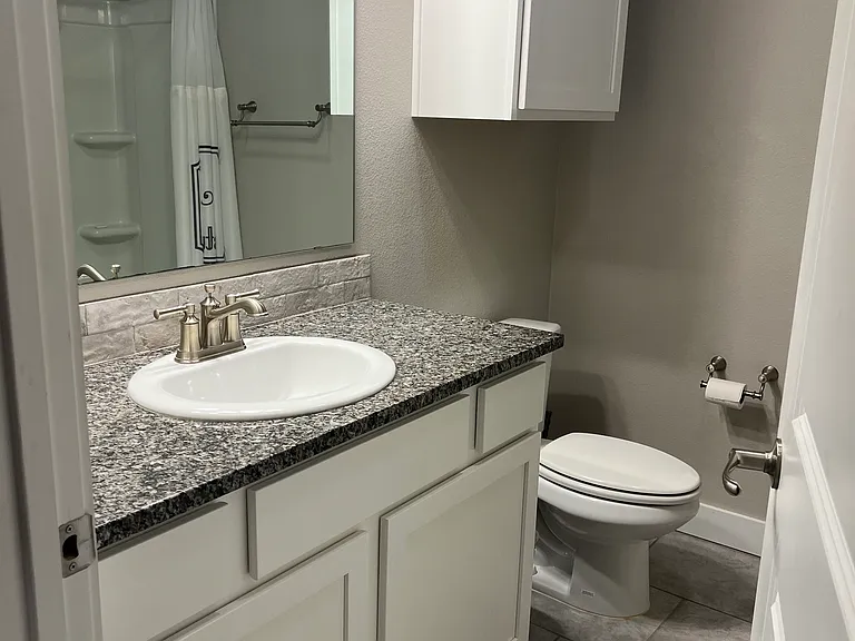 2405 Outlaw Ct — Photo 13