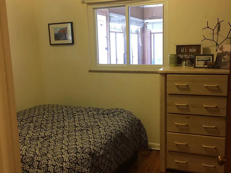 2012 Dexter Ave — Photo 11
