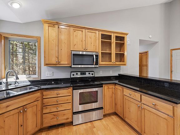 5th image of 14721 Orchard Rd