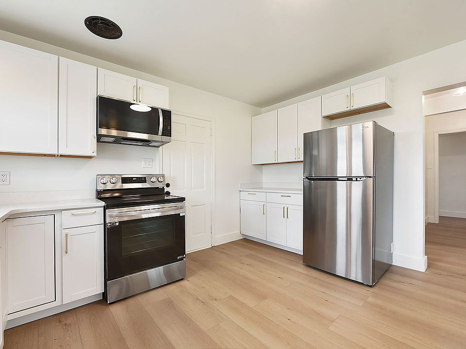 1st image of 104 King Ave #1