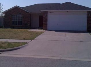 1040 SW 19th St, Oklahoma City, OK 73160