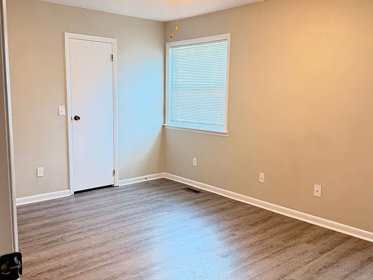912 Pineland Ave #43 — Photo 8