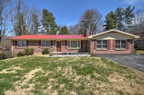 1st image of 168 Quillen Dr