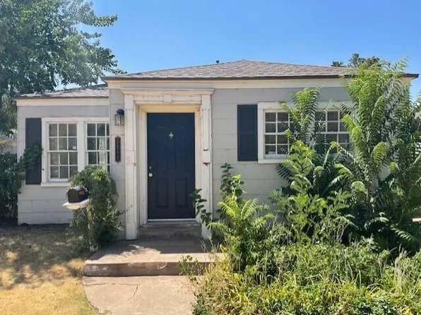 2411 30th St, Lubbock, TX 79411