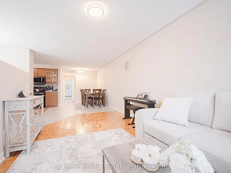 23 San Vito Dr #UPPER — Photo 3