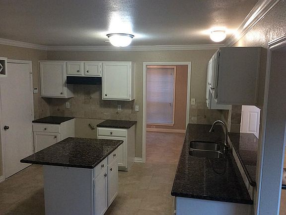 2nd image of 4410 Trace Mill Ct
