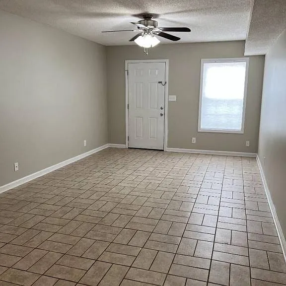 3251 Tower Dr — Photo 2