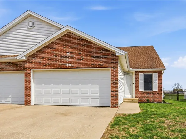 1308 Beacon Hill Ct, Normal, IL 61761