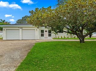 6182 2nd Ave N, Saint Petersburg, FL 33710