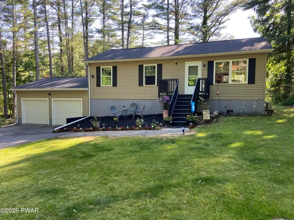 103 Larch Ct, Dingmans Ferry, PA 18328