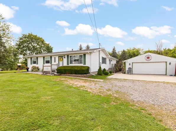 6224 N Adrian Hwy, Tecumseh, MI 49286
