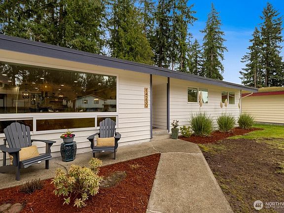 3rd image of 14230 143rd Avenue SE