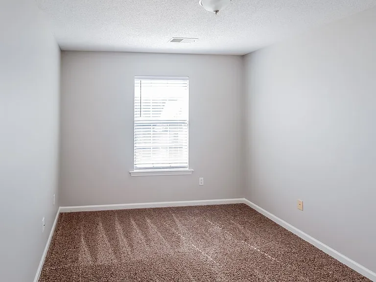 10182 Sorrento Pl — Photo 13