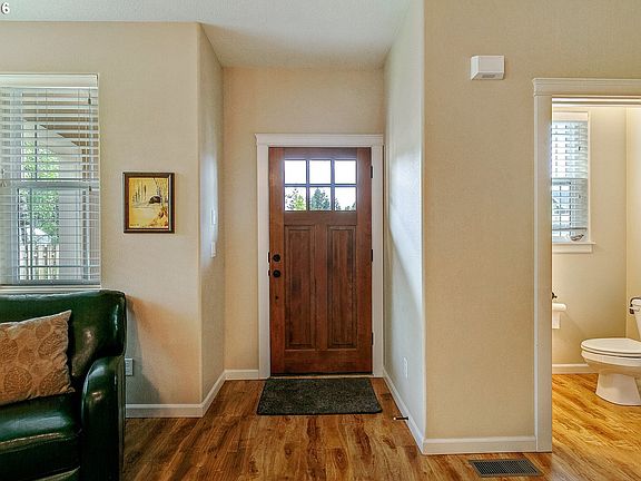 5th image of 13964 Passage Pkwy