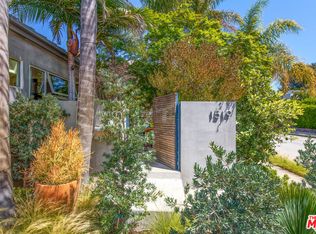 1519 S Linden Ave, Venice, CA 90291