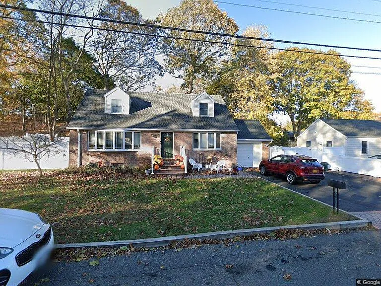 49 Reynolds St — Photo 4