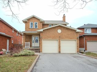 16 Muster Ct, Markham, ON L3R 9G4