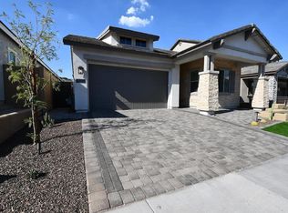 820 E Ashurst Dr, Phoenix, AZ 85048