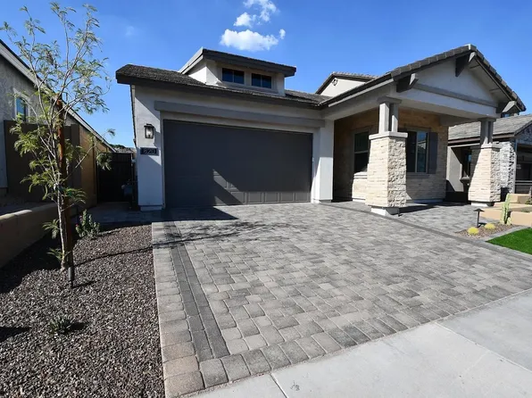 820 E Ashurst Dr, Phoenix, AZ 85048