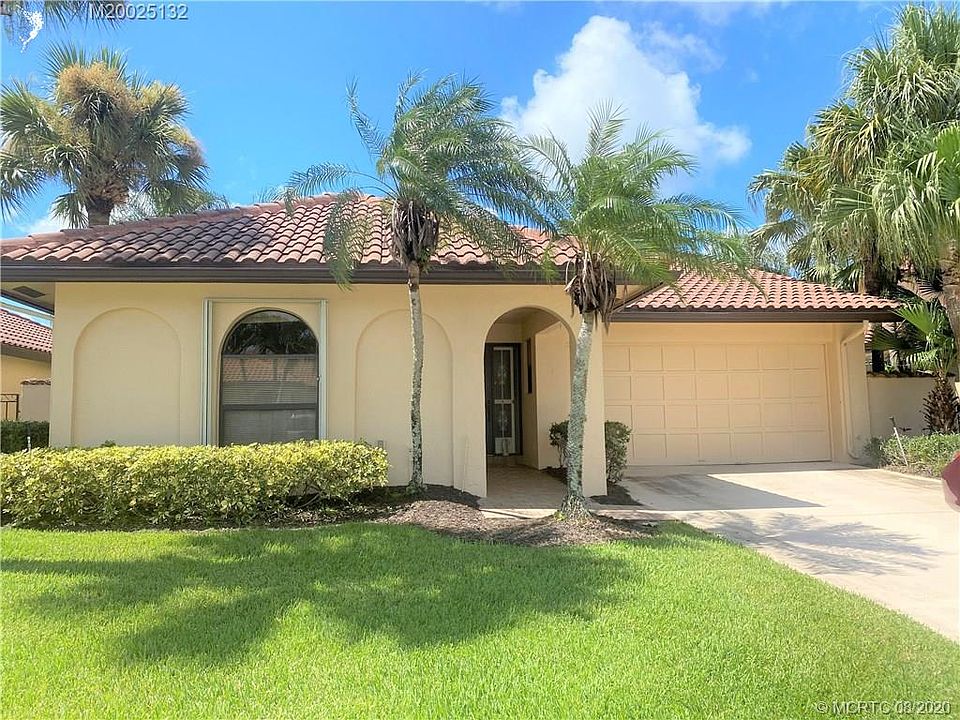 1st image of 2409 SW Bobalink Ct