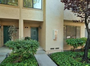 32 Starlite Ct, Mountain View, CA 94043