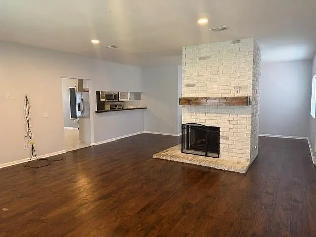 3311 Autumn Bridge Ln — Photo 4