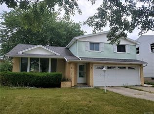 71 Margaret Rd, Amherst, NY 14226