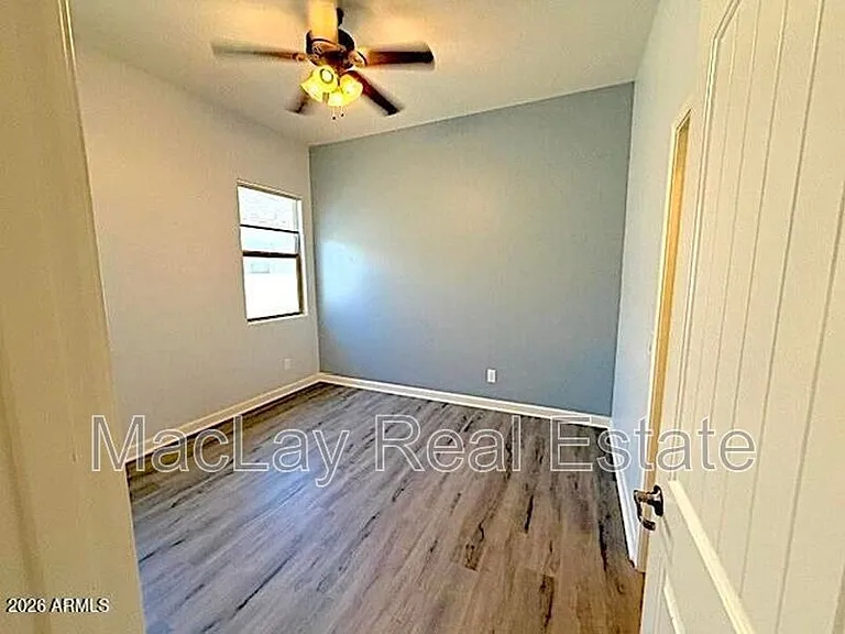 1142 E Bajor St — Photo 24