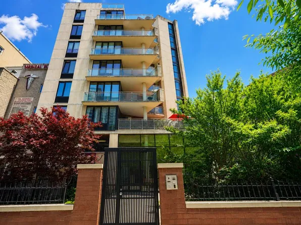 2833 Ocean Parkway image 1 of 32