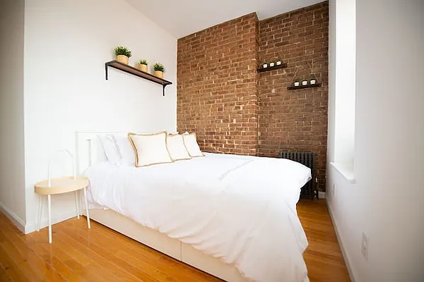 Rented by Park River | media 12