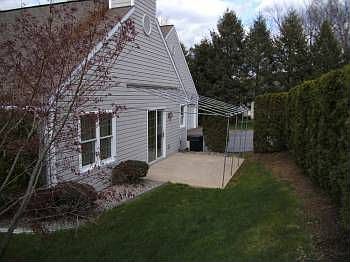 2nd image of 3233D Garfield Ave
