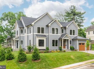 2951 N Nottingham St, Arlington, VA 22207