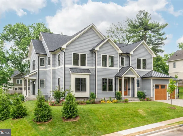 2951 N Nottingham St, Arlington, VA 22207