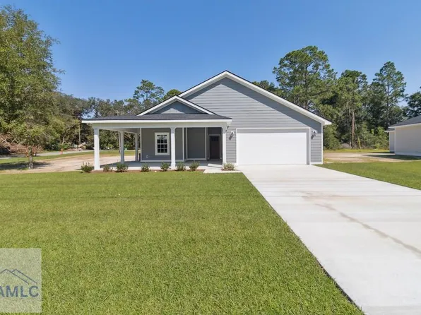 1010 Pine St, Darien, GA 31305