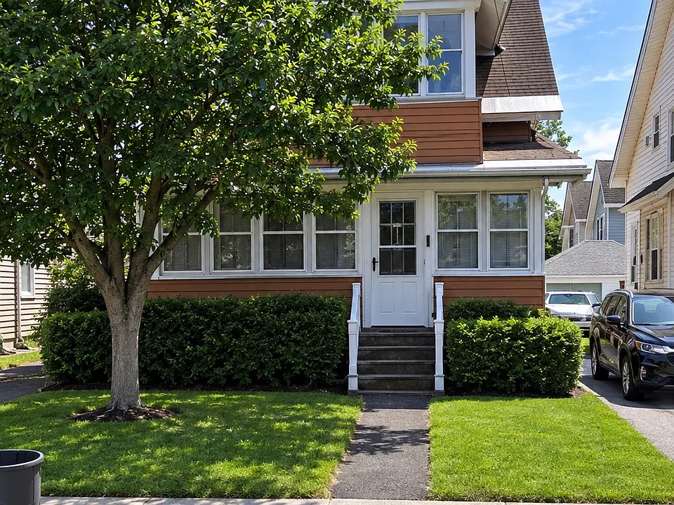 312 New Scotland Ave #2