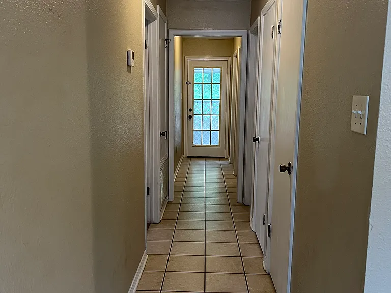 2366 Trafalgar Dr — Photo 12