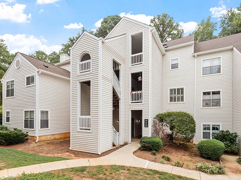6001 Winterpointe Ln #102 — Photo 40
