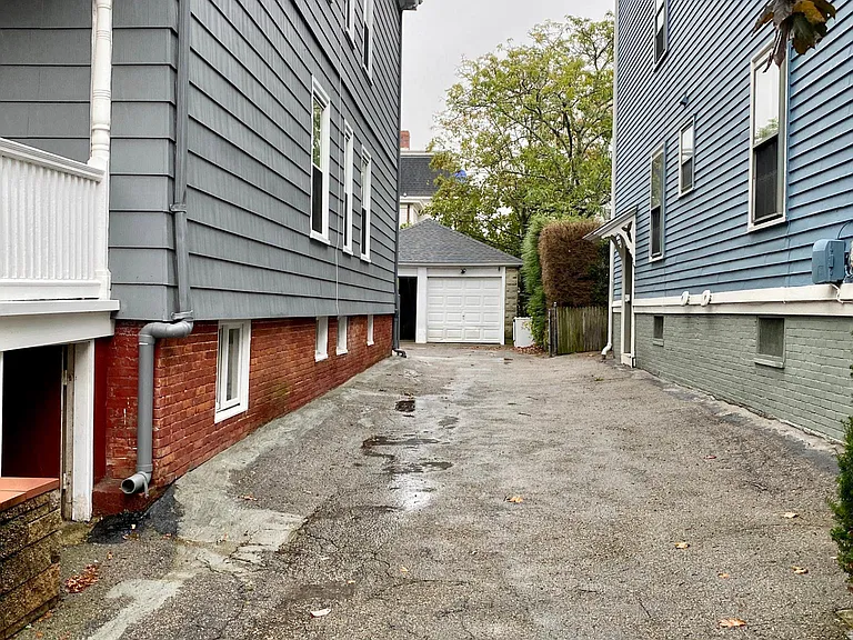 Driveway w 2 car Garage