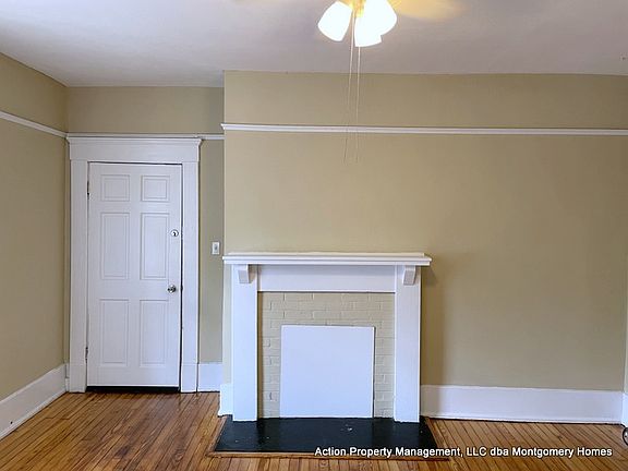 2nd image of 2147 Winona Ave