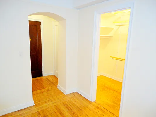 Rented by McDonagh Real Estate | media 13