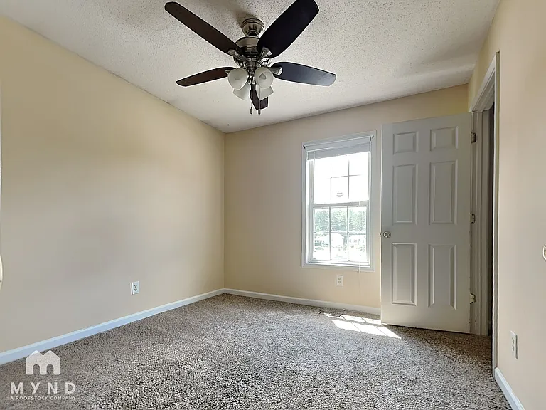 413 River Trace Dr — Photo 8