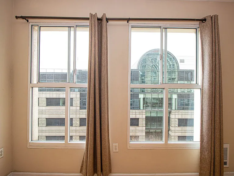 140 S Van Ness Ave #743 — Photo 11